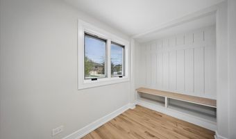 509 E Lincoln St, Arlington Heights, IL 60005
