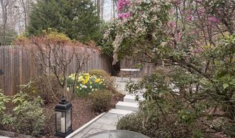 10857 DEBORAH Dr, Potomac, MD 20854