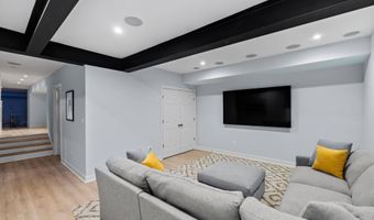5213 CATHEDRAL Ave NW, Washington, DC 20016