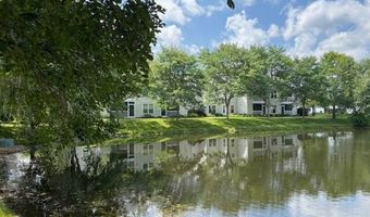 2776 S Knightsbridge Cir, Ann Arbor, MI 48105