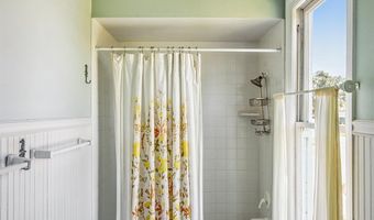 539 Benton St, Santa Rosa, CA 95404