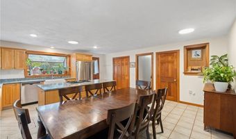 511 Tripps Corner Rd, Exeter, RI 02822