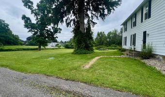 166 Manny Corners Rd, Amsterdam, NY 12010