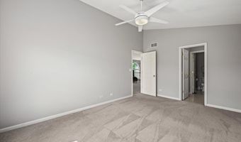 2317 Barrett Dr, Algonquin, IL 60102