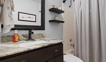 170 Cascade Terrace Dr, Ballwin, MO 63021