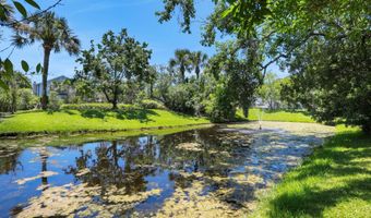 1941 SEMINOLE Rd, Atlantic Beach, FL 32233