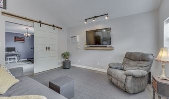 110 N Tresslar Ave, Bargersville, IN 46106