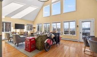 201 Spruce Dr, Andover, VT 05143