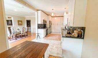 542 N Kilkea Dr, Los Angeles, CA 90048
