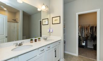 3028 NW Northwood Ln, Ankeny, IA 50023