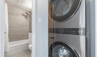 4600 DUKE St 432, Alexandria, VA 22304