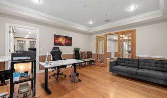 7230 BEVERLY St, Annandale, VA 22003