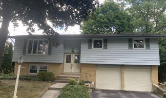 539 S Stuart Ln, Palatine, IL 60067