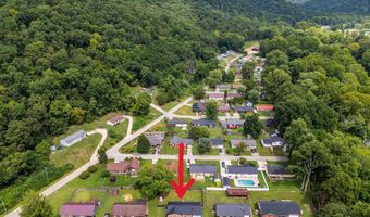 6 Gloucester Ct, Barboursville, WV 25504