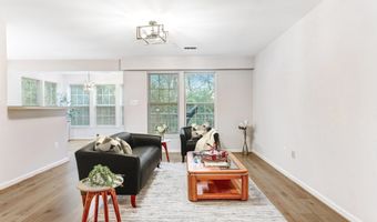 7532- F COXTON Ct 126, Alexandria, VA 22306