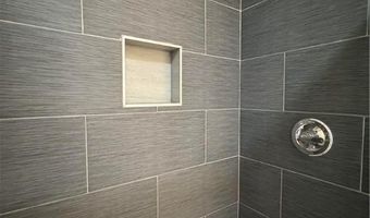 312 N 6th St 2B, Allentown, PA 18102