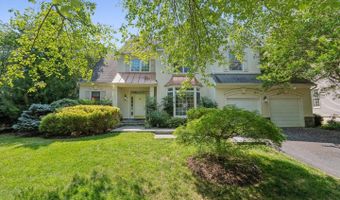 10900 BELLS RIDGE Dr, Potomac, MD 20854