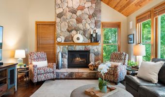 4309 Colleen Ct, Arden Hills, MN 55112