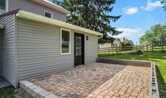 77 MOULSTOWN Rd, Abbottstown, PA 17301