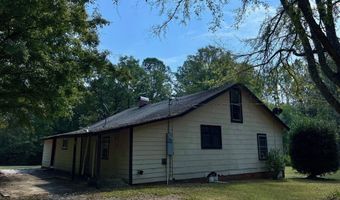 3067 Sr 18, West Point, GA 31833