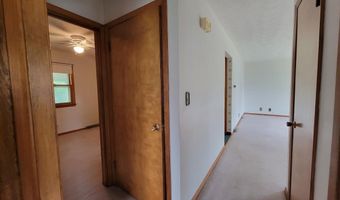 319 S 23rd St, Beatrice, NE 68310