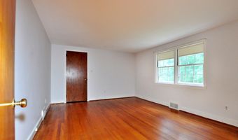 220 Arch Rd, Avon, CT 06001