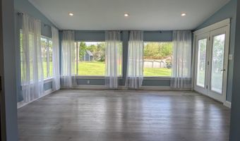 186 Westview Dr, Alma, MI 48801
