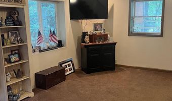47 HOLIDAY Dr, Albrightsville, PA 18210