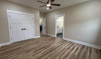 1867 Locust Grove Rd, Batesville, AR 72501