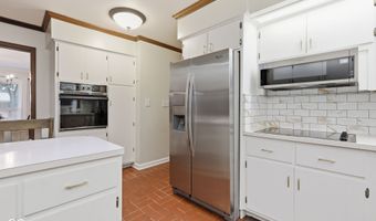 5 Windridge, Anderson, IN 46011