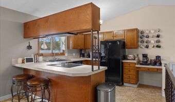 582 Mecca Dr, Billings, MT 59105