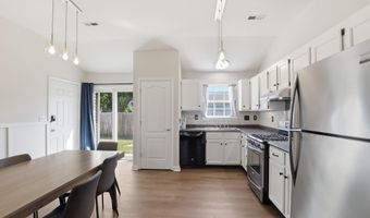 1 CROSLEY Ct, Dover, DE 19904