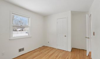 1124 Spray Ave, Beachwood, NJ 08722