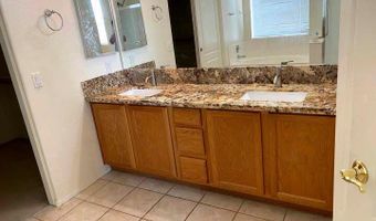 1580 W SARAGOSA St, Chandler, AZ 85224