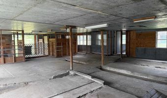 806 Main St, Albany, VT 05820
