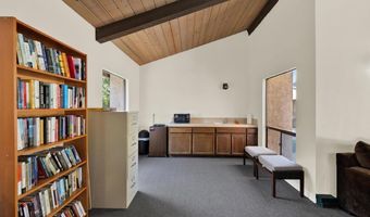 6050 Henderson Dr 16, La Mesa, CA 91942