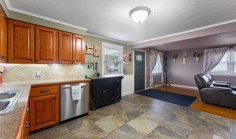 122 S Edgehill Ave, Austintown, OH 44515