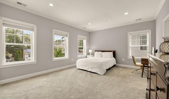 9912 MONTAUK Ave, Bethesda, MD 20817