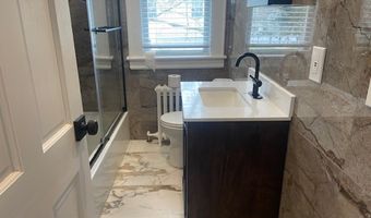 279 Wakelee Ave, Ansonia, CT 06401