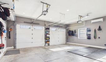 214 E Wapello St, Agency, IA 52530