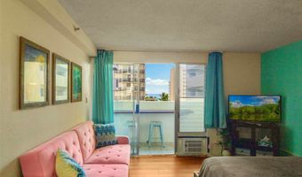 2463 Kuhio Ave 905, Honolulu, HI 96815