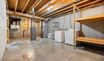 5225 Kansas Dr, Ames, IA 50014