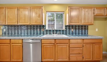 460 Clay St, Ashland, OR 97520