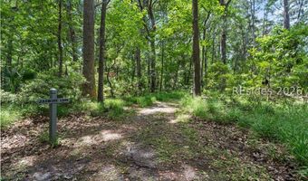 5 Hackamore Dr, Bluffton, SC 29910