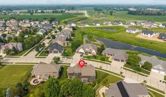 5644 N SUMMERLAND Dr, Appleton, WI 54913