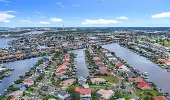 6005 ADAGIO Ln, Apollo Beach, FL 33572