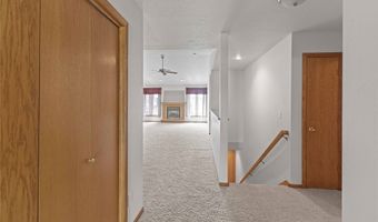 838 Lindsay Ct SW, Altoona, IA 50009