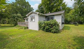 9658 Oakland St, Angola, NY 14006