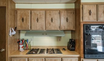 3800 Mountain View Dr SE 33, Albany, OR 97322