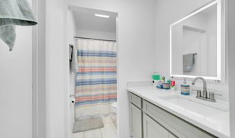 21 Shelli Ter, Barnegat, NJ 08005